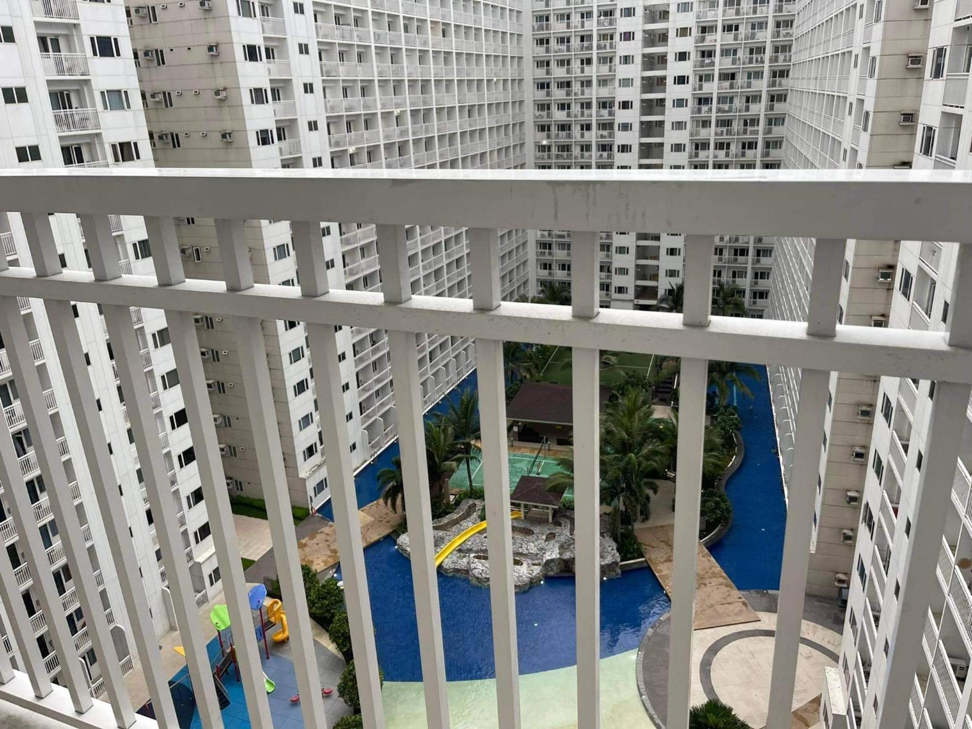 Shore 1 & 3 Residences Moa 1Br With Balcony By Darpm Manila Exterior photo