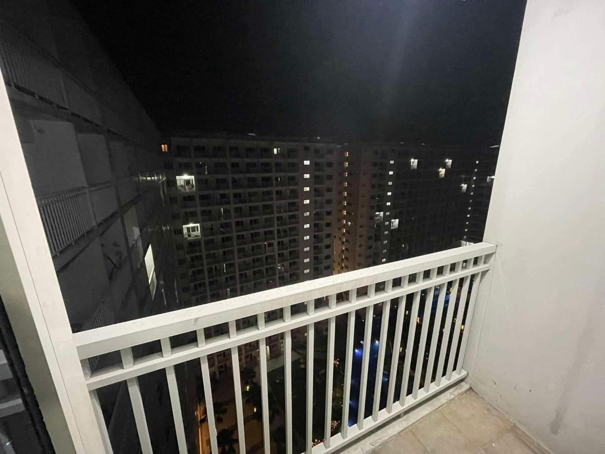 Shore 1 & 3 Residences Moa 1Br With Balcony By Darpm Manila Exterior photo